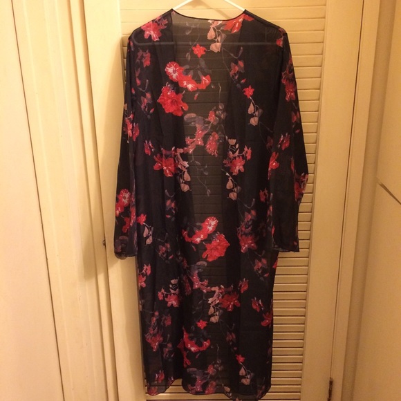 NWOT! Floral Chiffon Kimono - Picture 3 of 4